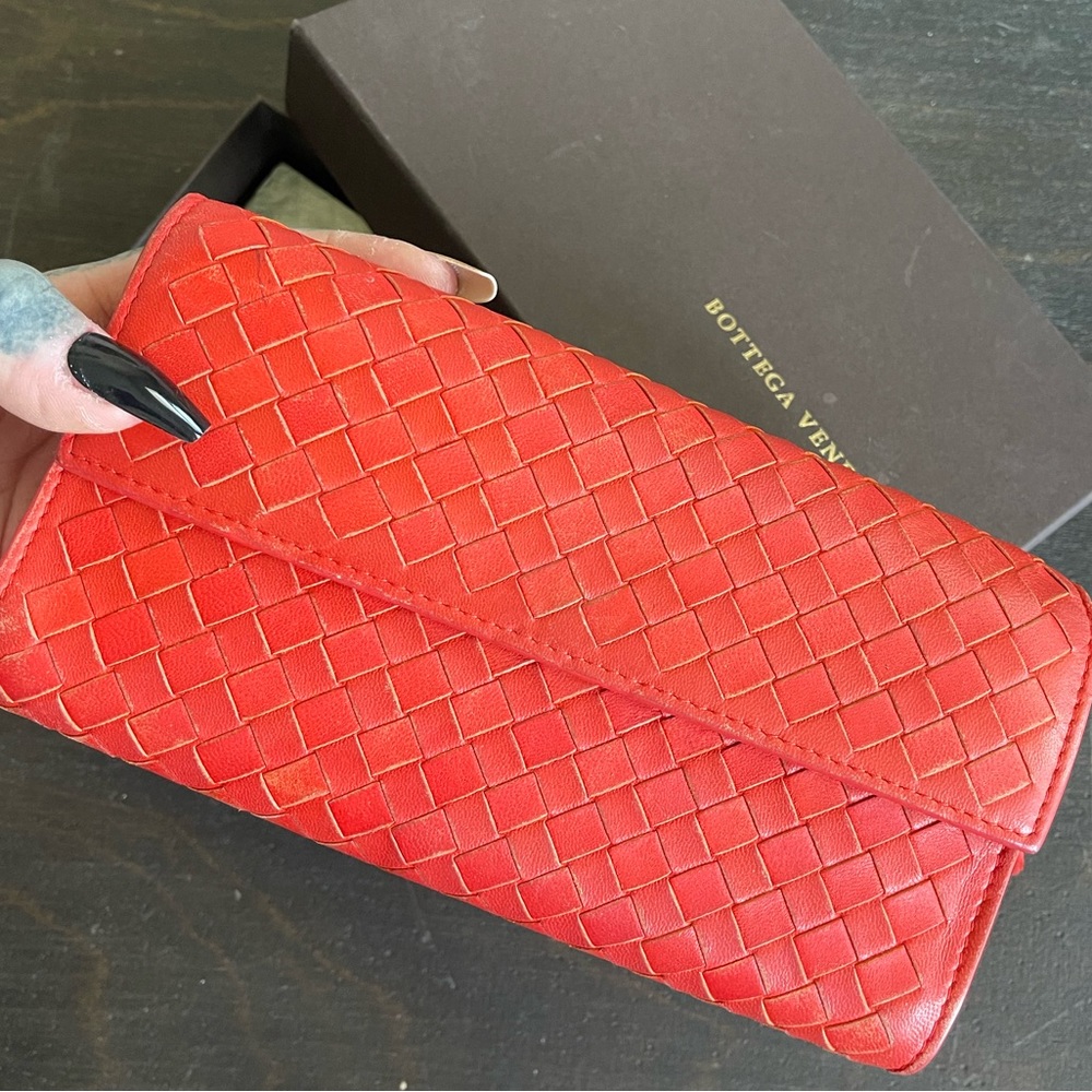Bottega Veneta long wallet deep coral